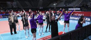 Zeren Spor, Nilüfer Belediyespor Eker set vermedi!