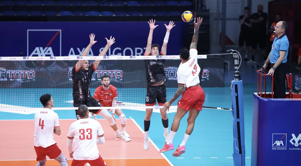 2027 Erkekler AXA Sigorta Kupa Voley'de Çeyrek Finale Yükselen Takımlar Belli Oldu