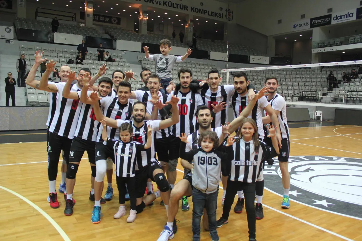 Akatlarda 47 Dakika Ara Verilen Olaylı Maçın Galibi Beşiktaş