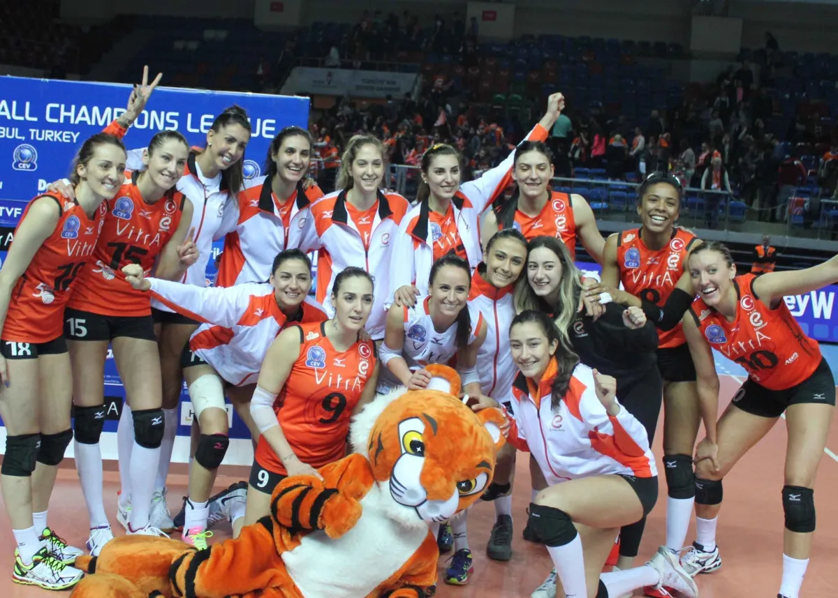 Eczacıbaşı VitrA da CEV CL 6'lı Play Off'ta