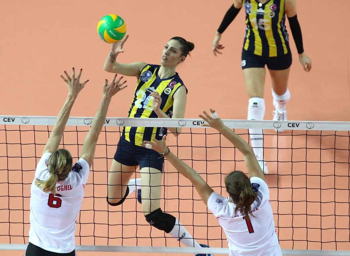 Sarı Melekler Avrupa CEV Şampiyonlar Ligi'nde 6’lı Play-off’larda