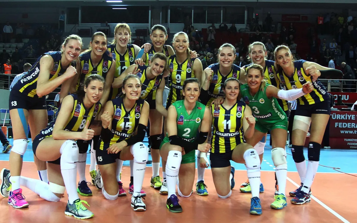 Fenerbahçe Grundig CEV DenizBank Şampiyonlar Ligi'nde Yeniden Dörtlü Finalde