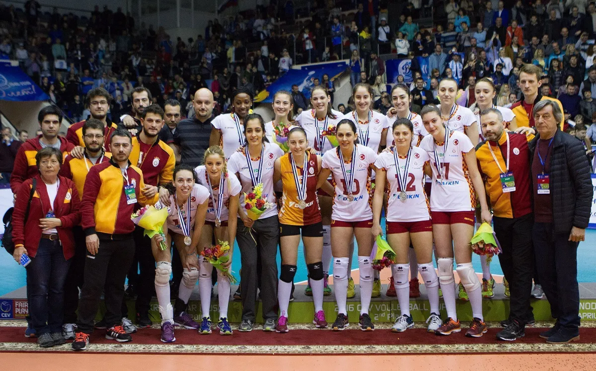 Galatasaray CEV Cup'ta Daikin Rus Dinamo Krasnodar'a 3-0 yenlince yine İkincilikle Yetindi.