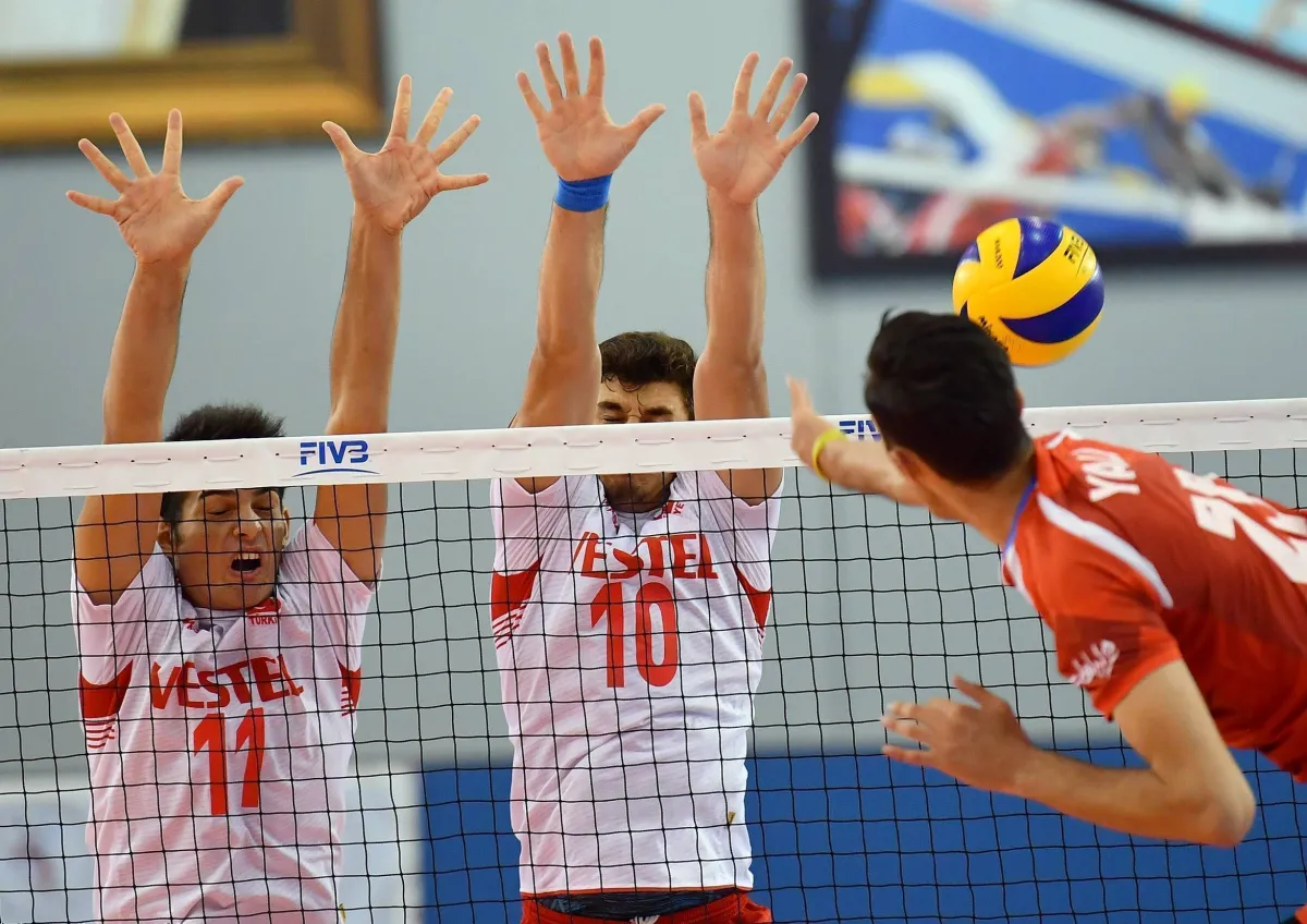 U19 DErkekler Dünya Şampiyonası'nda İran'a 3-0 Yenildik ve 9-16 sıralama maçları oynayacağız.