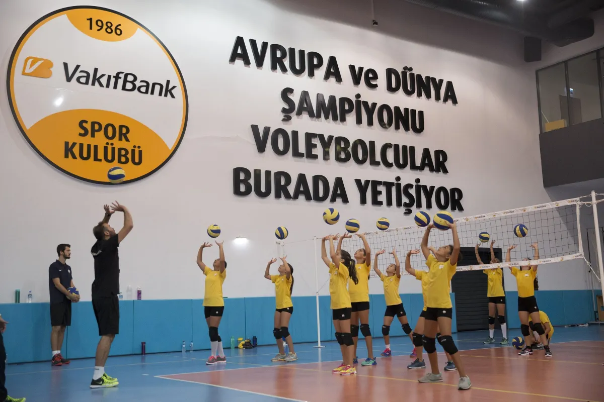 VakıfBank Voleybol Okulları yeni sezona merhaba dedi
