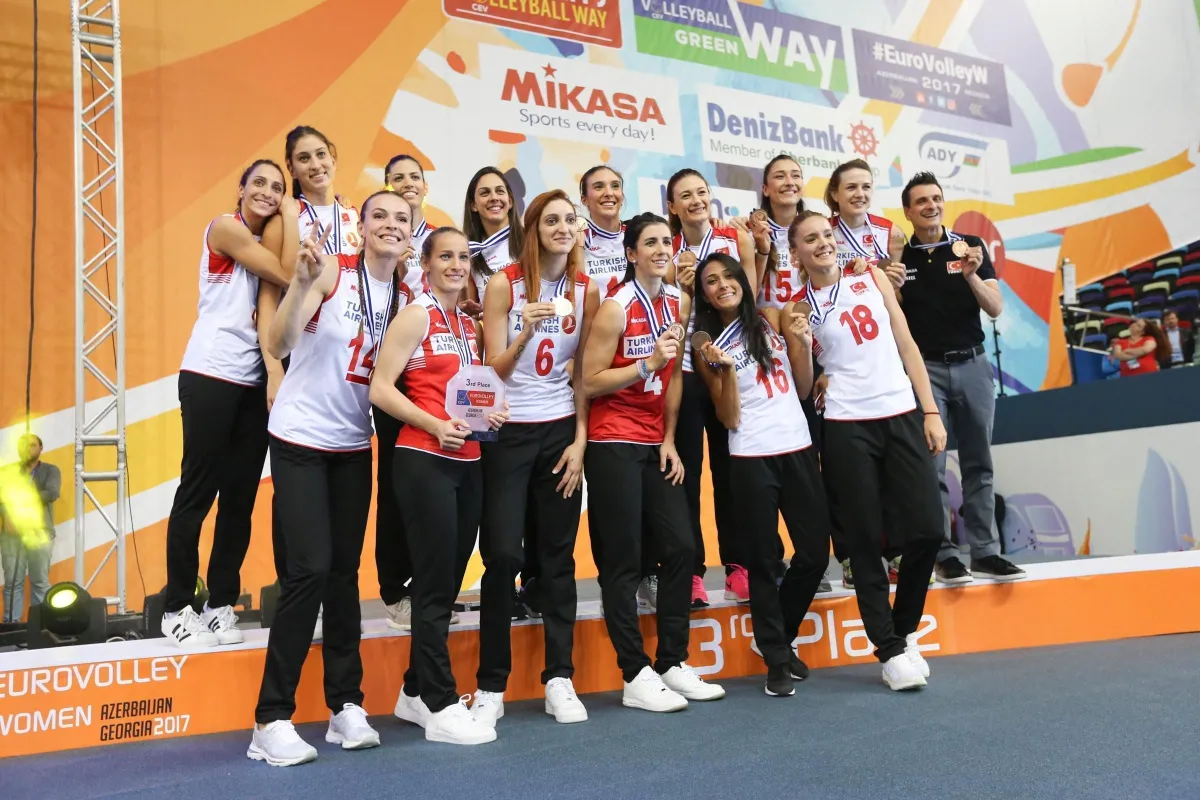 Sırbistan Şampiyon, Eda Erdem Rüya Takımda