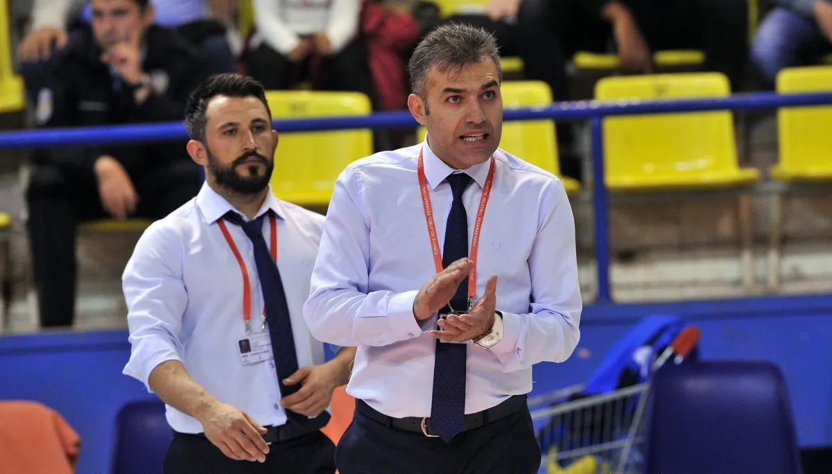 İnegöl Belediyespor Antrenörü Levent Zoroğlu"Basit Hatalarla Kaybettik"