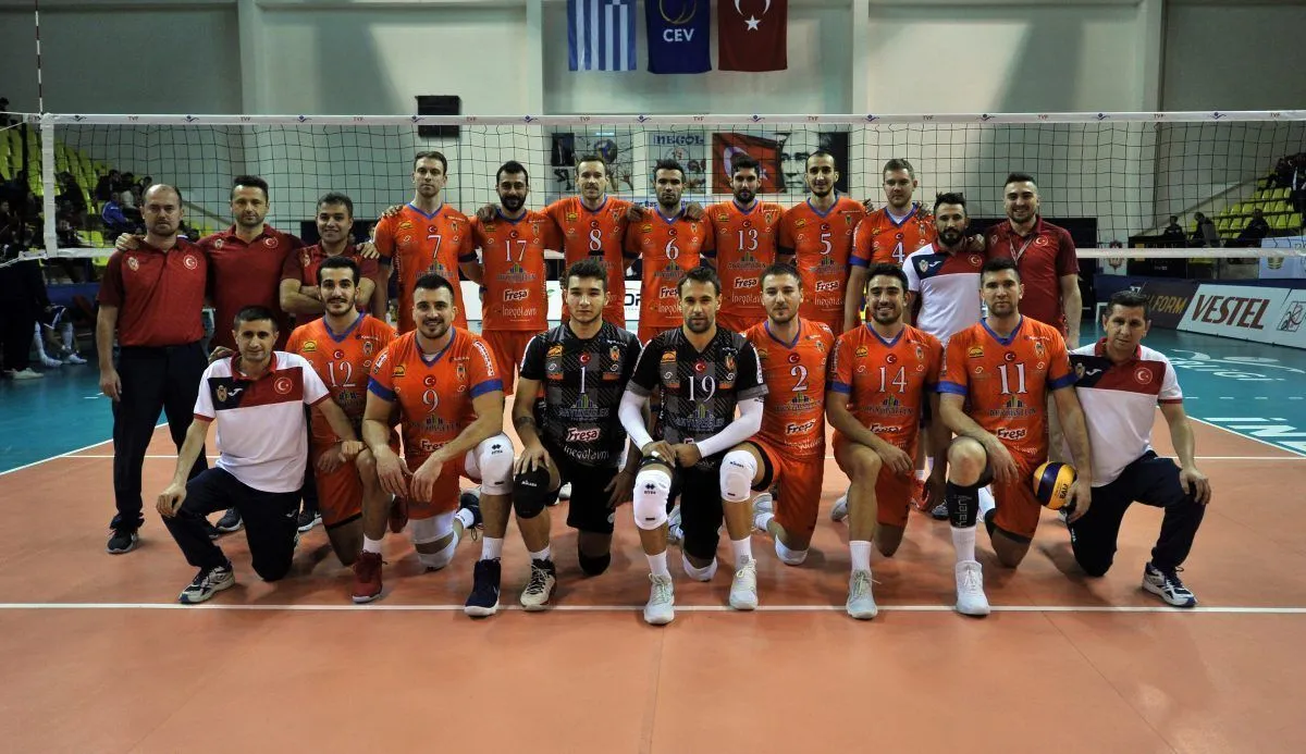 İnegöl Belediye Challenge Cup'ta Avrupa'ya Altın Sette Veda Etti