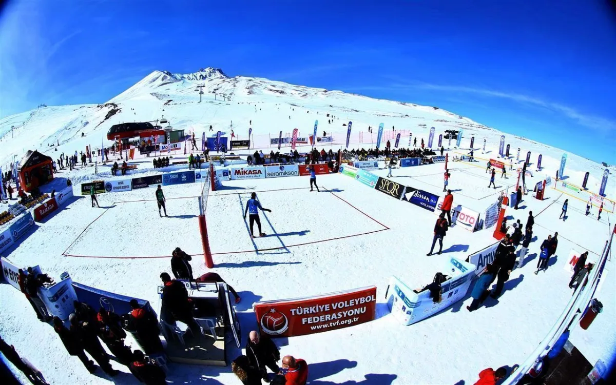 Kar Voleybolu Sezonu Açılıyor
