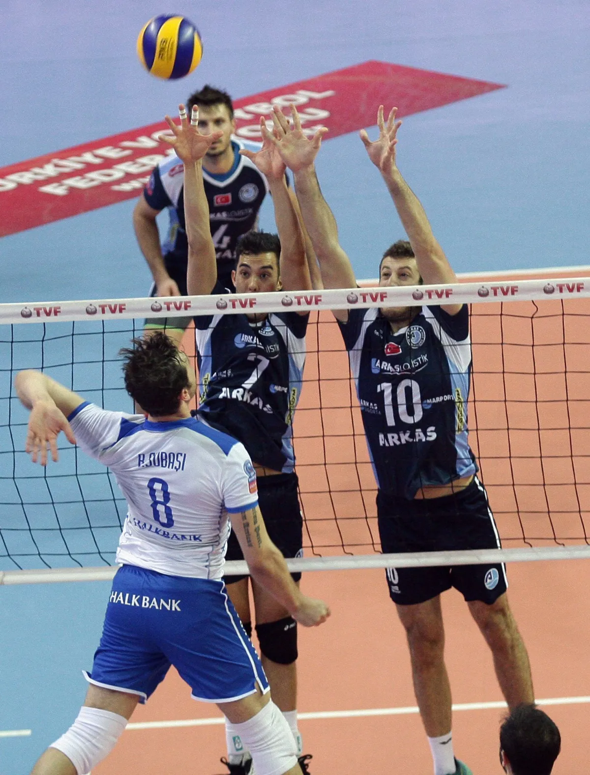 Halkbank Arkası'a Galip: 3-1