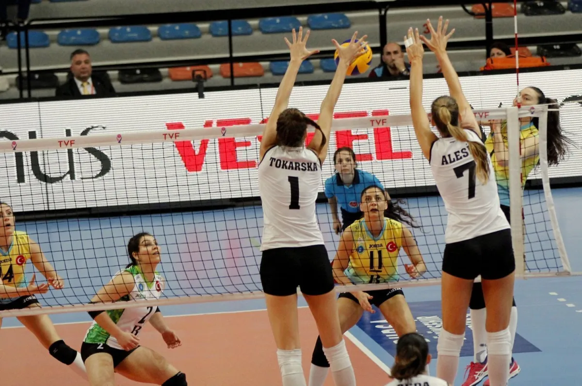 Bursa BB Yine Challengge Cu'ta BJK ise Balkan Kupası'nda