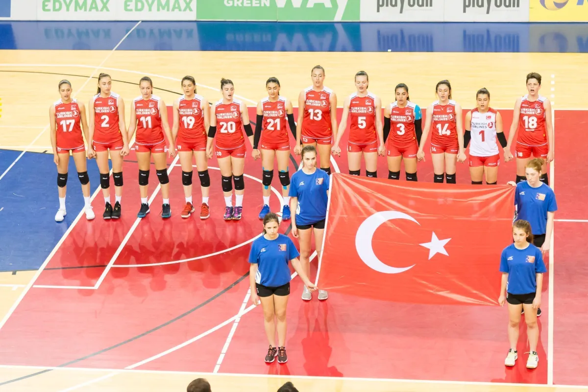 U19 Kız Milliler Hırvatistan'ı da 3-1 yenerek 2'de 2 Yaptı