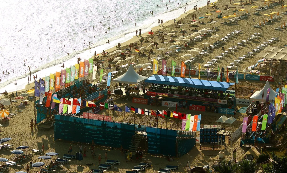 FIVB Plaj Voleybolu Dünya Turu’nun 1 Yıldızlı ayaklarından biri olan Alanya Etabı Başlıyor