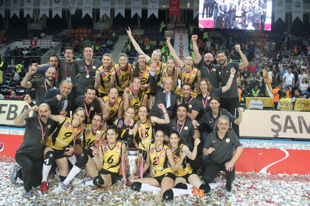 VakıfBank 9. Kez Türkiye Bayanlar Birinci Ligi Şampiyonu