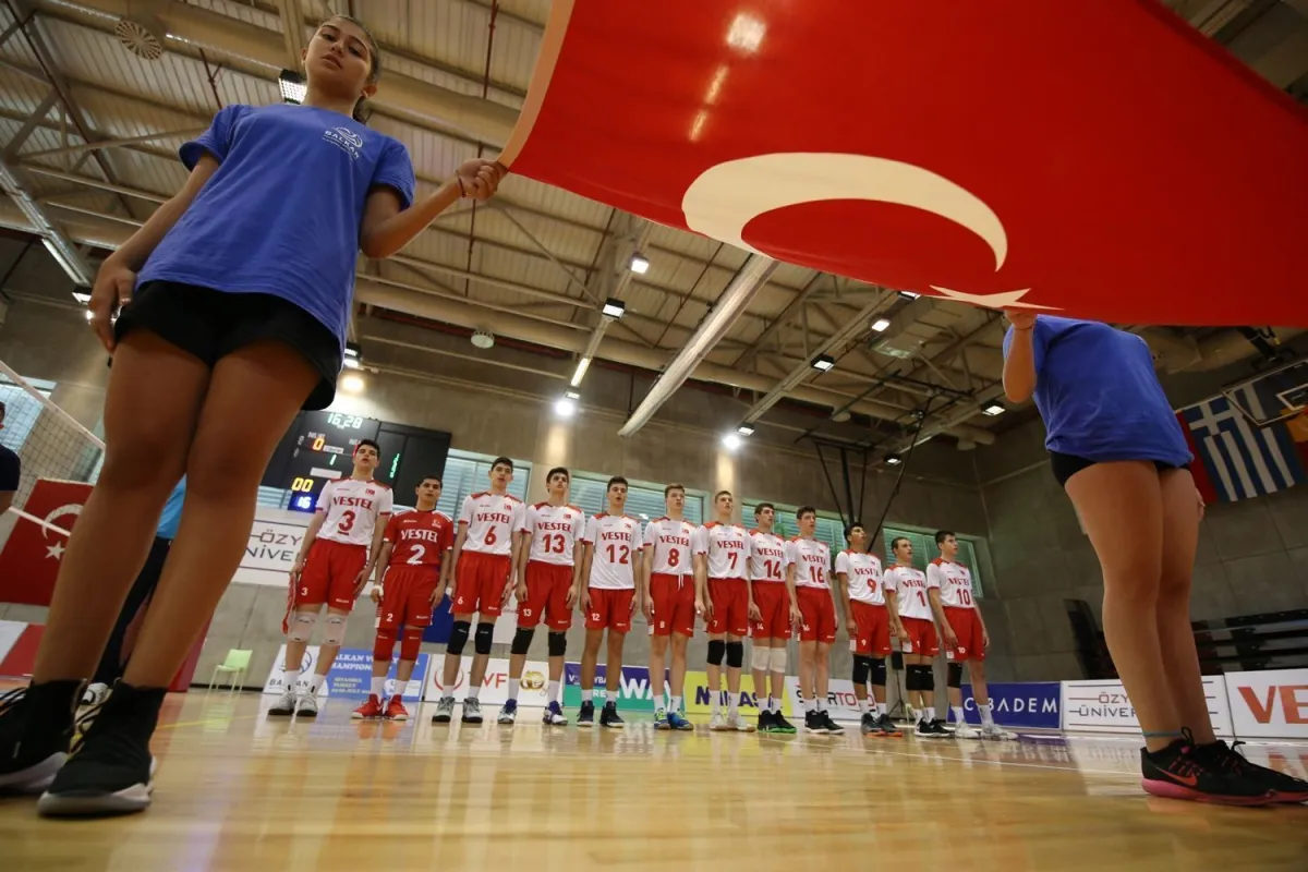 Sırbistan'ı Yenen U17 Millilerimiz Yarı Finalde
