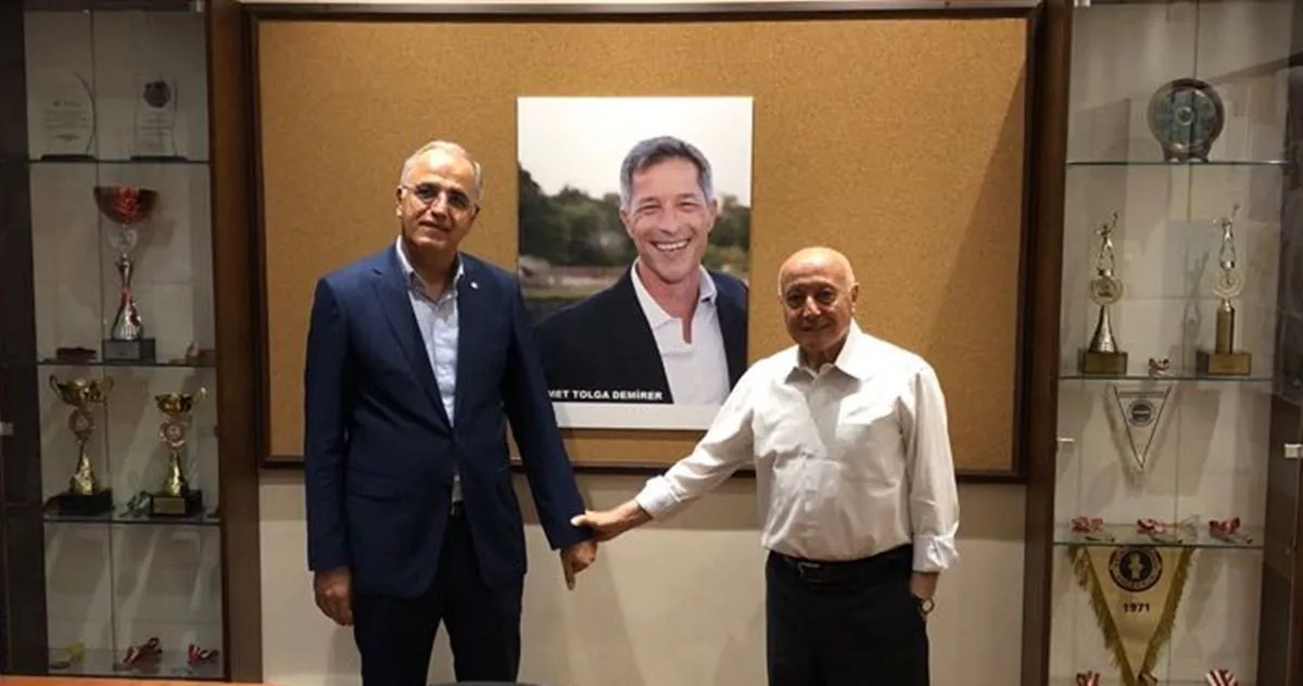 Başkanı Mehmet Akif Üstündağ,'dan Anlamlı Ziyaret
