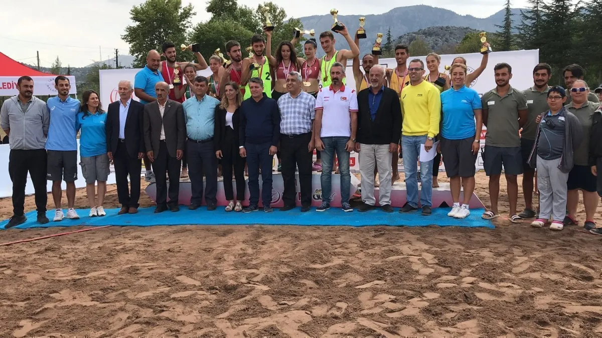 U20 Plaj Voleybolu Antalya'da Sona erdi