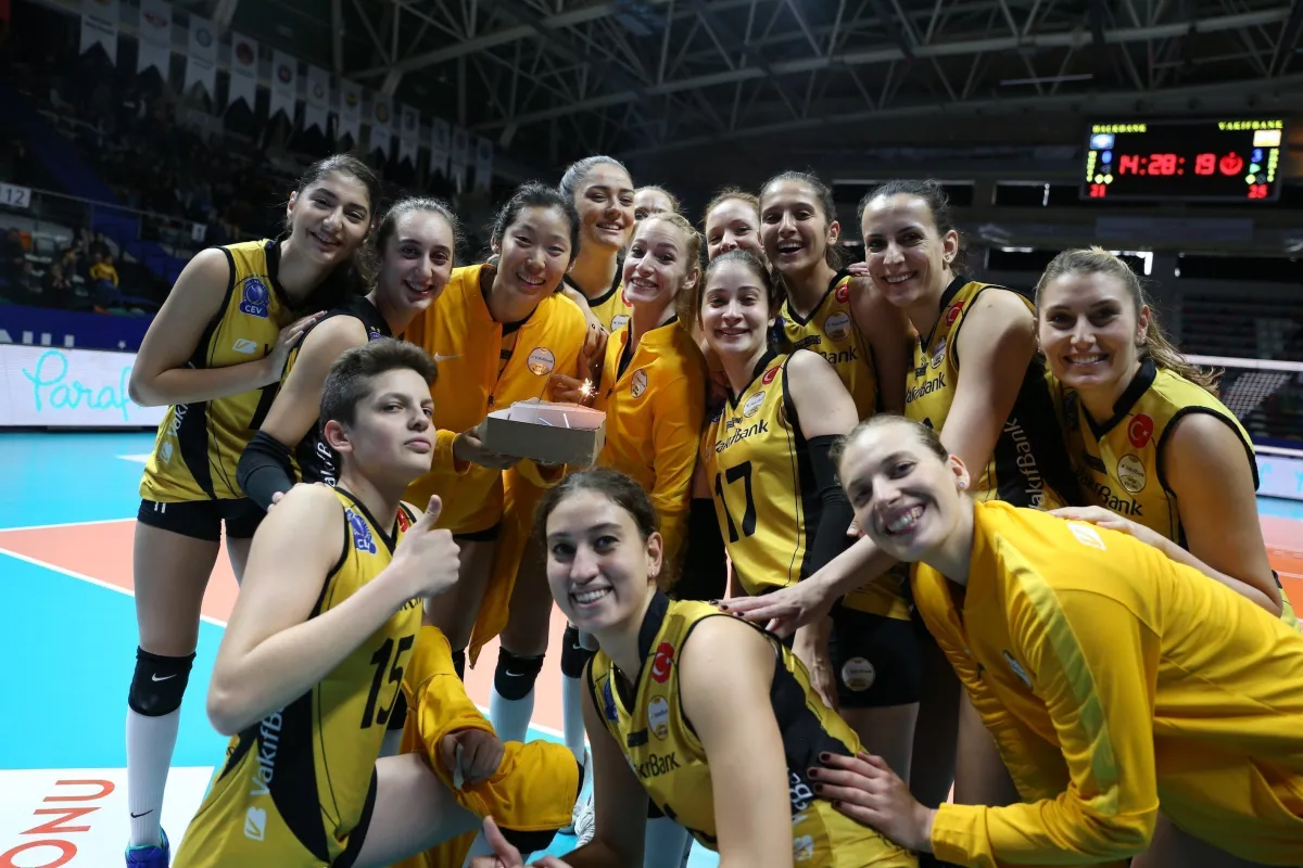 VakıfBank, seriyi sekiz maça çıkardı