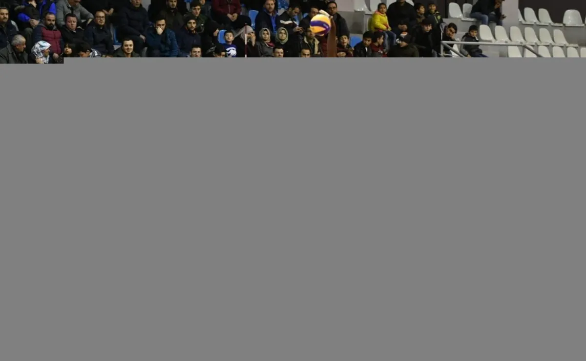 Axa Kupa Voley Erkeklerde fenerbahçe ve İstanbul BBSK Tur Atladı