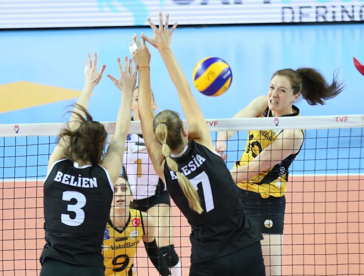 VakıfBank'ın ligdeki 12'nci Galibiyeti
