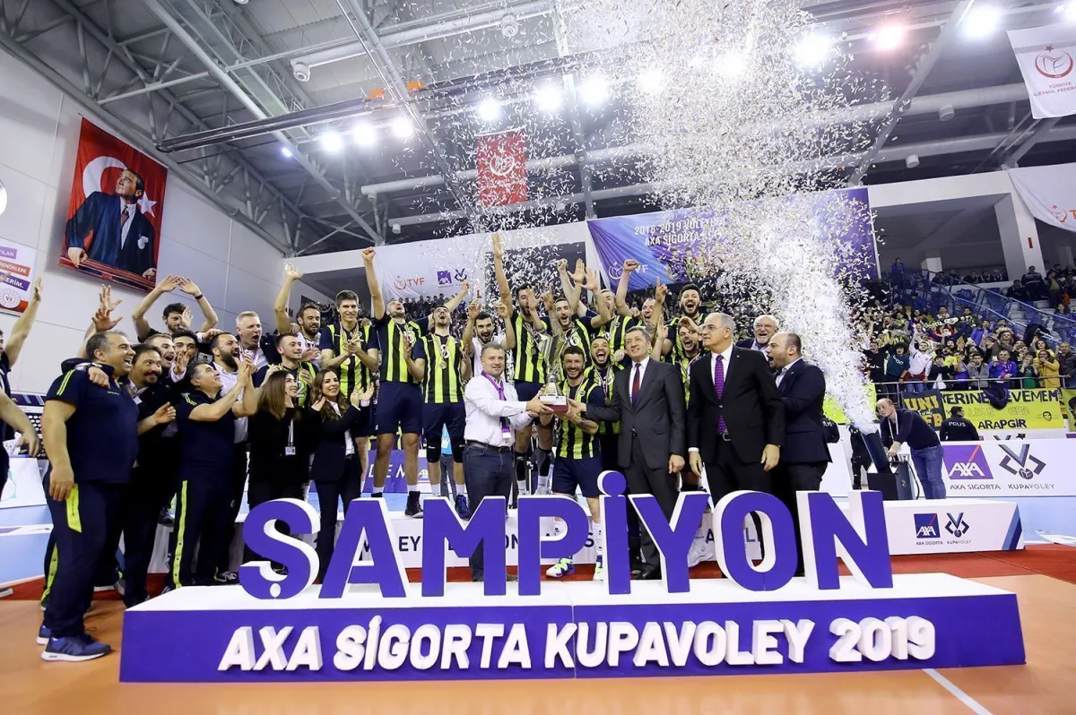 Axa Sigorta Kupa Voley'de Kupa ve Madalyalar Sahiplerini Buldu