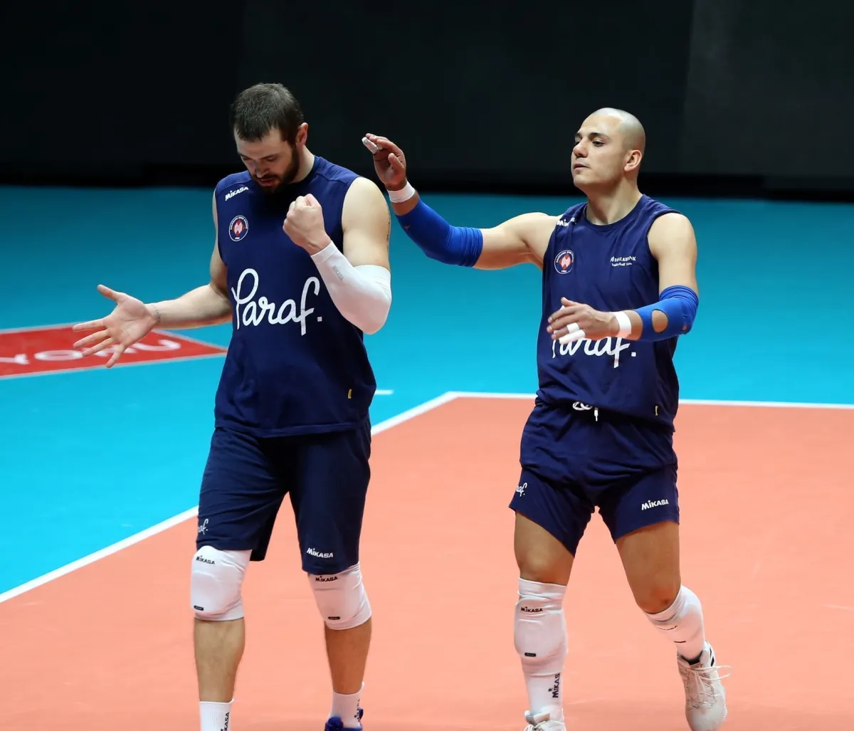 Efeler Ligi playoff'ta Halkbank - Ziraat Bankası heyecanı