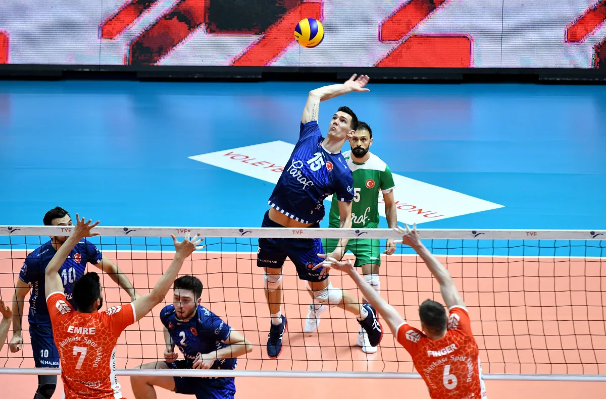 Halkbank, Play Off Serisinde Ziraat Bankası'nı yenerek 1-0 Öne Geçti