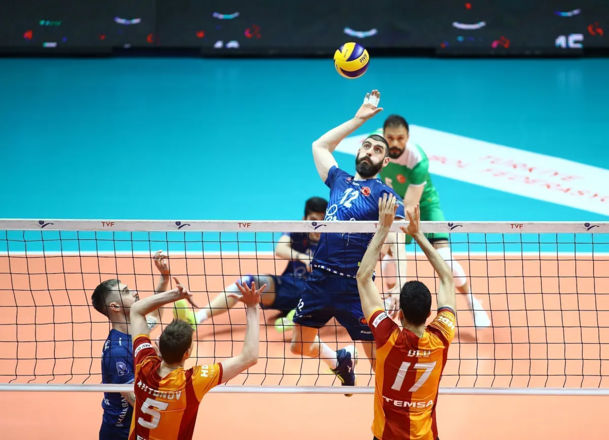 Halkbank dördüncülükte kaldı