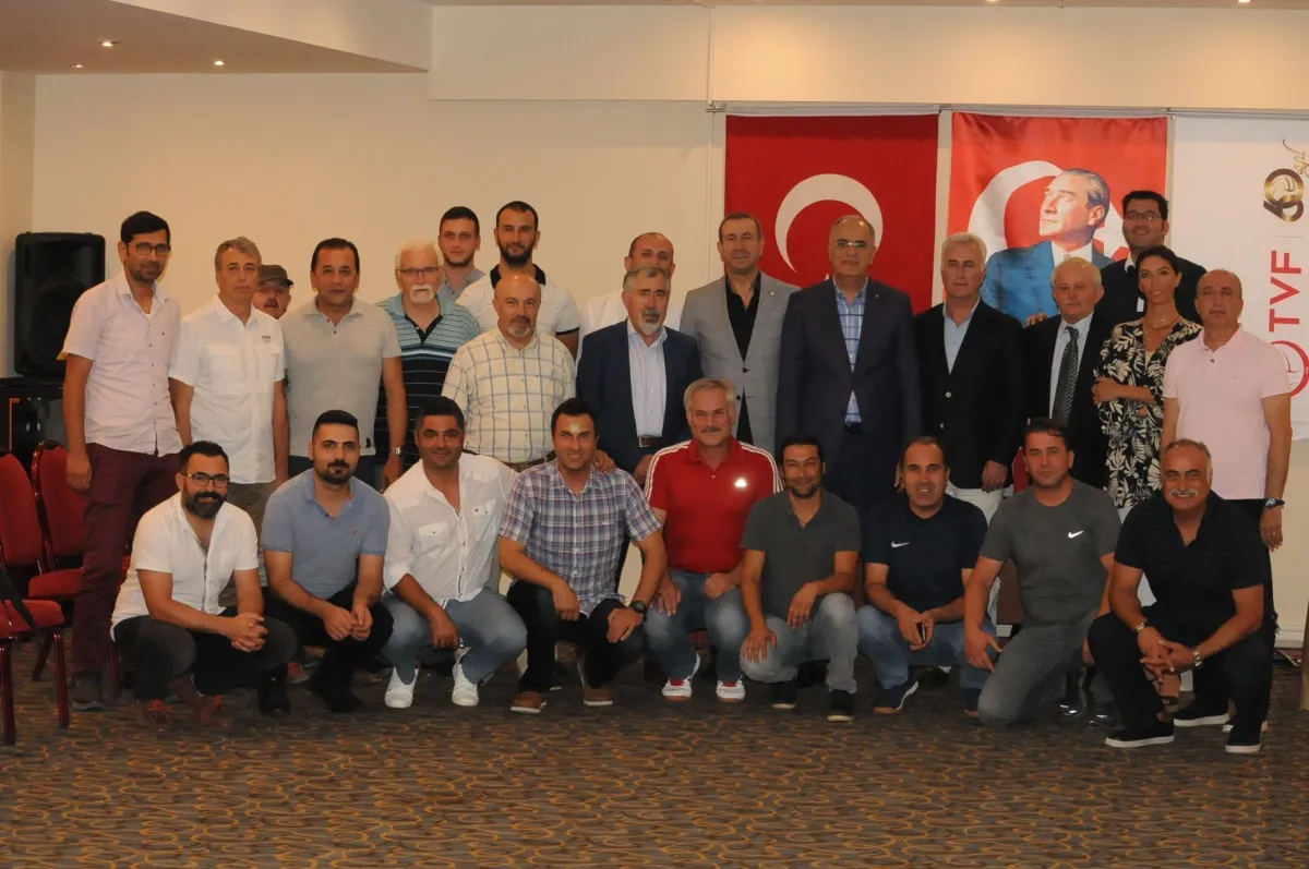 VOLEYBOL ANTRENÖRLER FEDERASYONU KURULDU, BAŞKAN BÜLENT MERİÇ OLDU