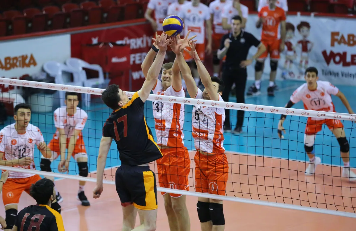 Genç Erkekler Türkiye Şampiyonası'nda Yarı Finalistler Belli Oldu