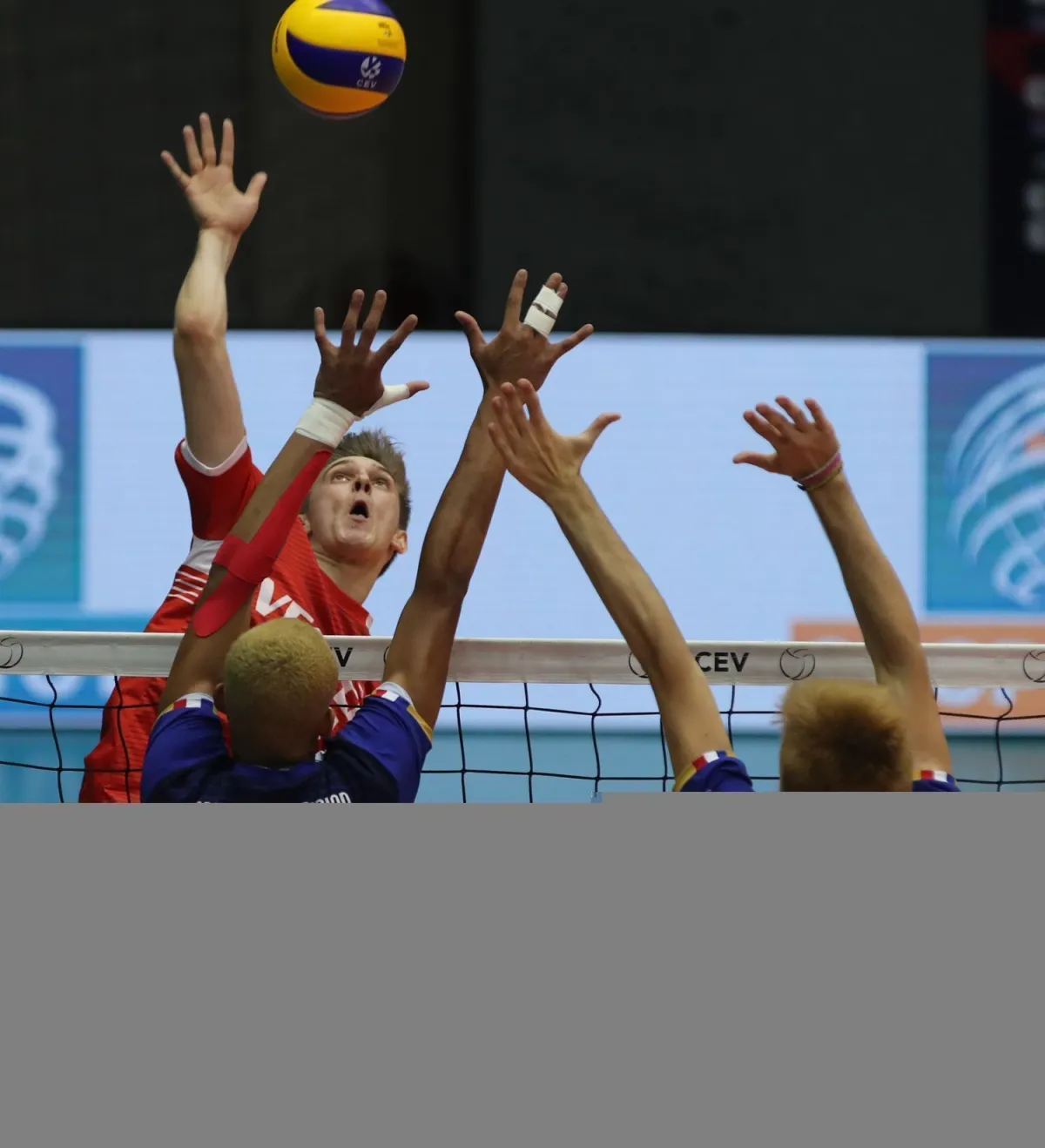 U17 Küçük Erkekler Avrupa Şampiyonası’nda Fransa'ya 3-0 Yenildik