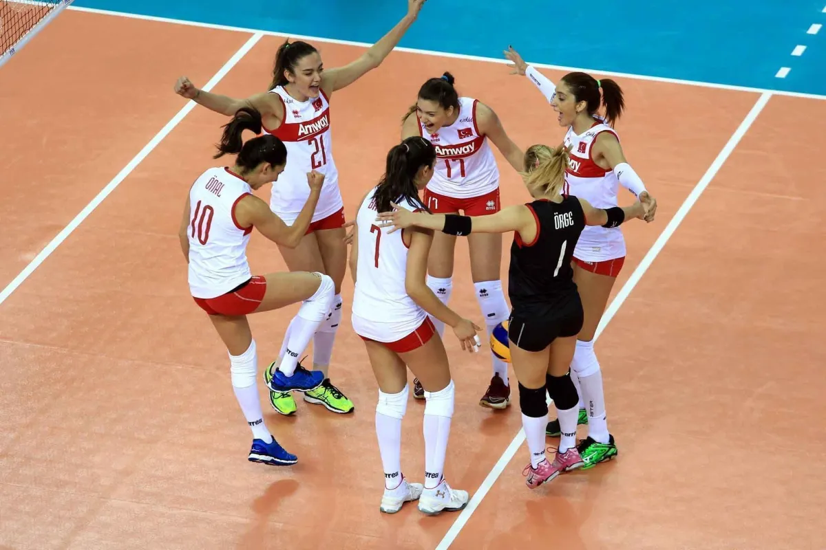 Sultanlar Rusya'daki Grand Prix İlk Atağı Son Maçında Ev Sahibine 3-2 Yenildi Ama Bir Puan Kazandı