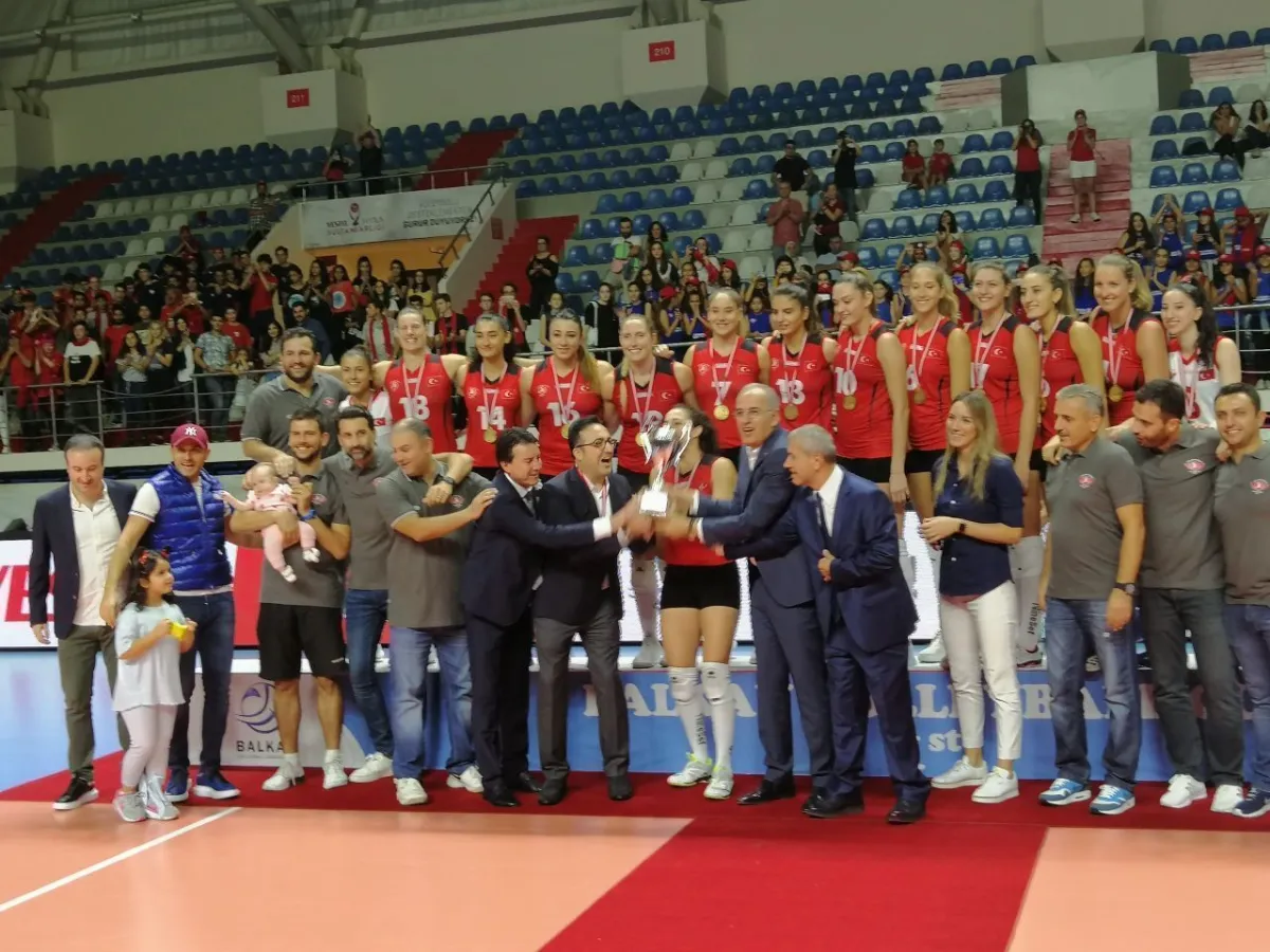THY,  3-0’lık galibiyetle Balkan Kupası’nda ilk kez şampiyon oldu.