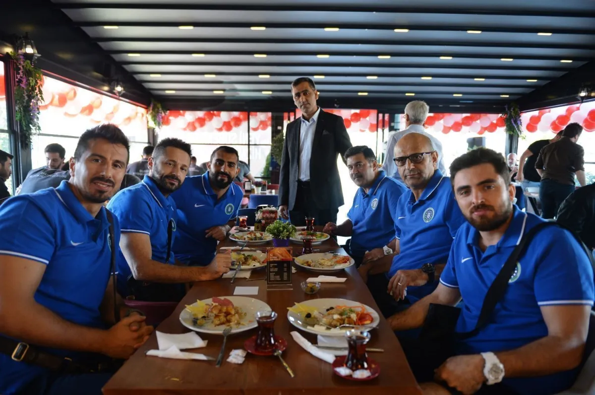 Bursa'nın Efelerine kahvaltı morali