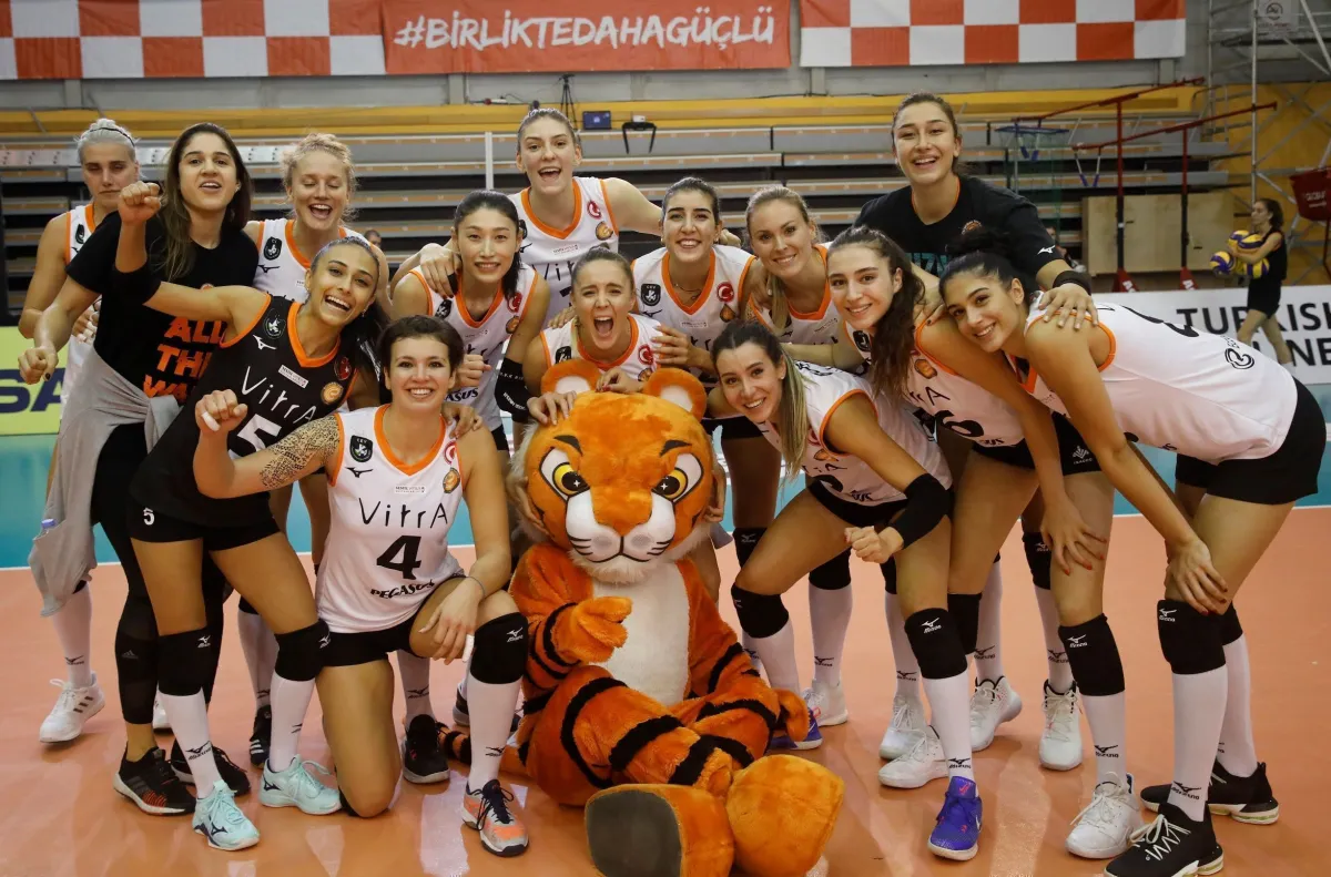 Eczacıbaşı VitrA, evinde Nilüfer Belediye'ye 3-1 Galip