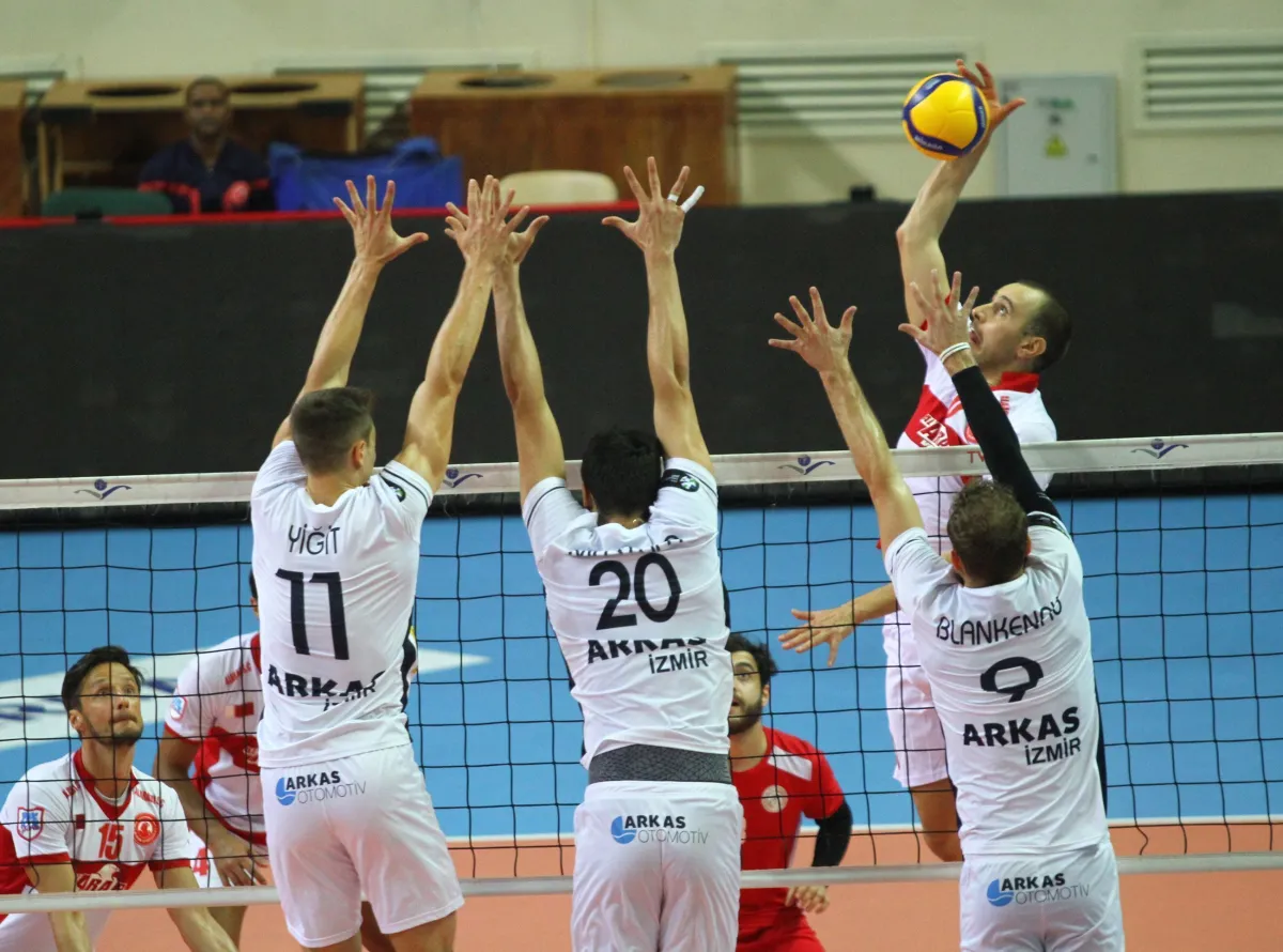 Arkas Spor 2’de 2 yapmak istiyor
