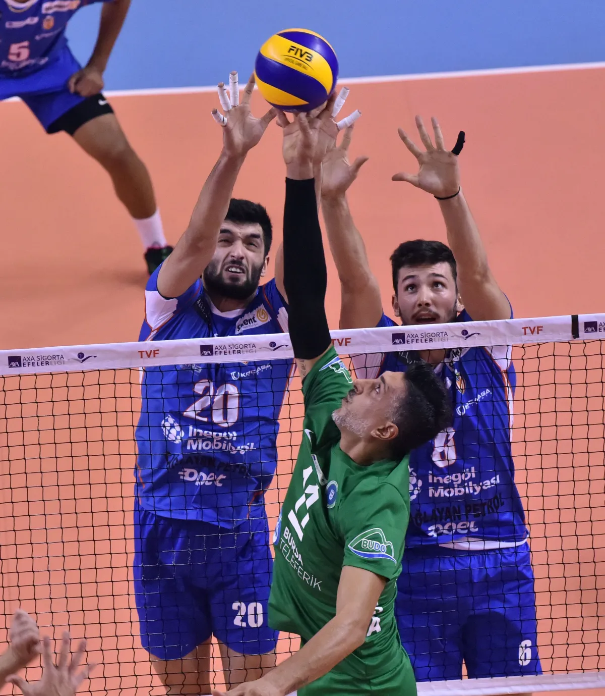 Bursa Derbisinde Bursa BBSK İnegöl'ü 3-1 Yendi