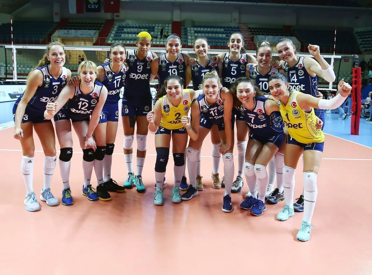 Fenerbahçe Opet, Polonya temsilcisi Lodz’u 3-0 mağlup etti