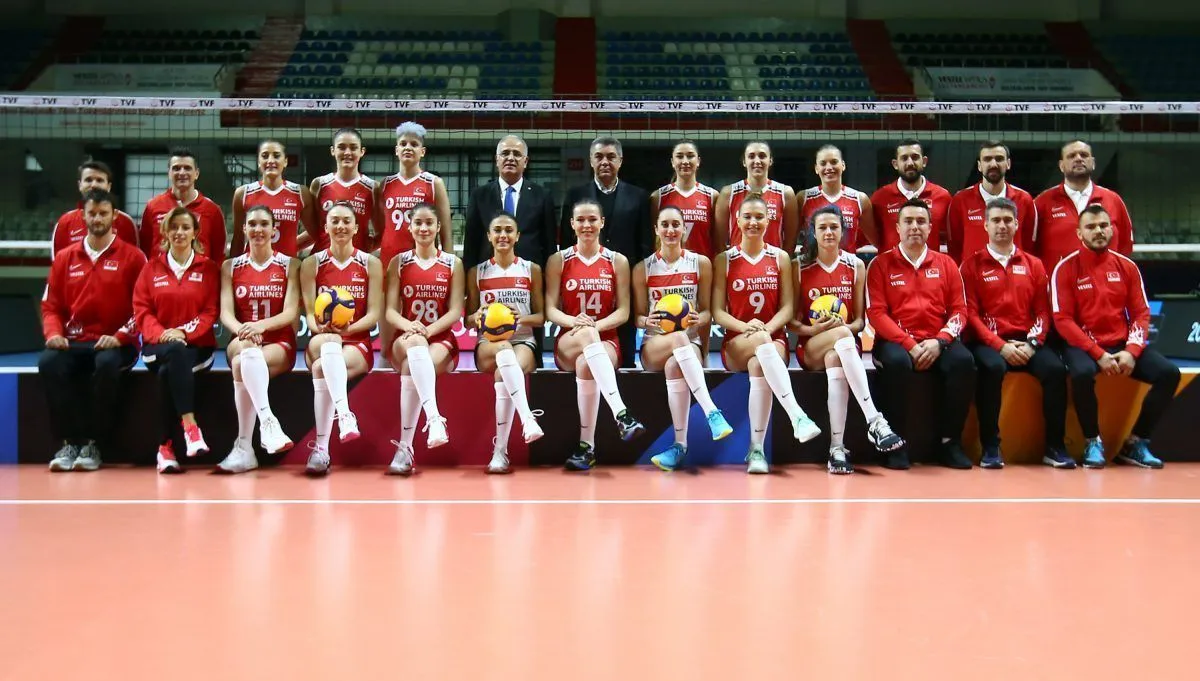 SULTANLAR 2020 CEV Tokyo Olimpiyat Oyunları Avrupa Kıta Elemeleri’nde sahne alıyor.