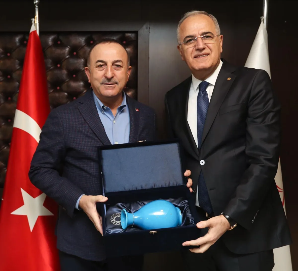 Dışişleri Bakanı Mevlüt Çavuşoğlu, TVF Başkent Voleybol Kampüsü’nü ziyaret etti.