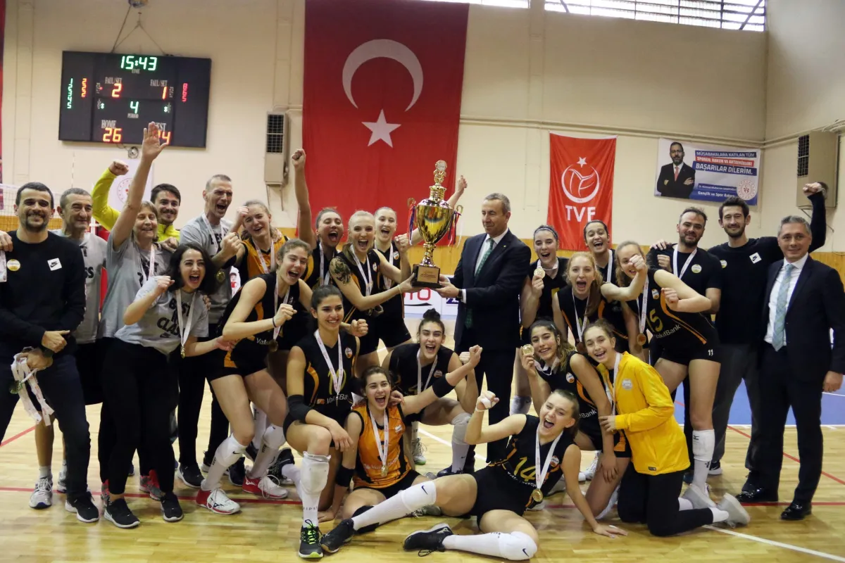 Vakıfbank, Sakarya Voleybol, OSB Kalecik Belediye spor Mektebi ve Numune Gençlik Birinci Ligde