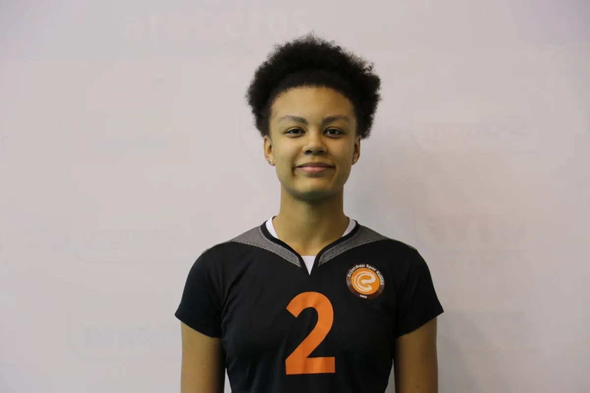 Eczacıbaşı’dan U19 Milli Takıma Dört Voleybolcu
