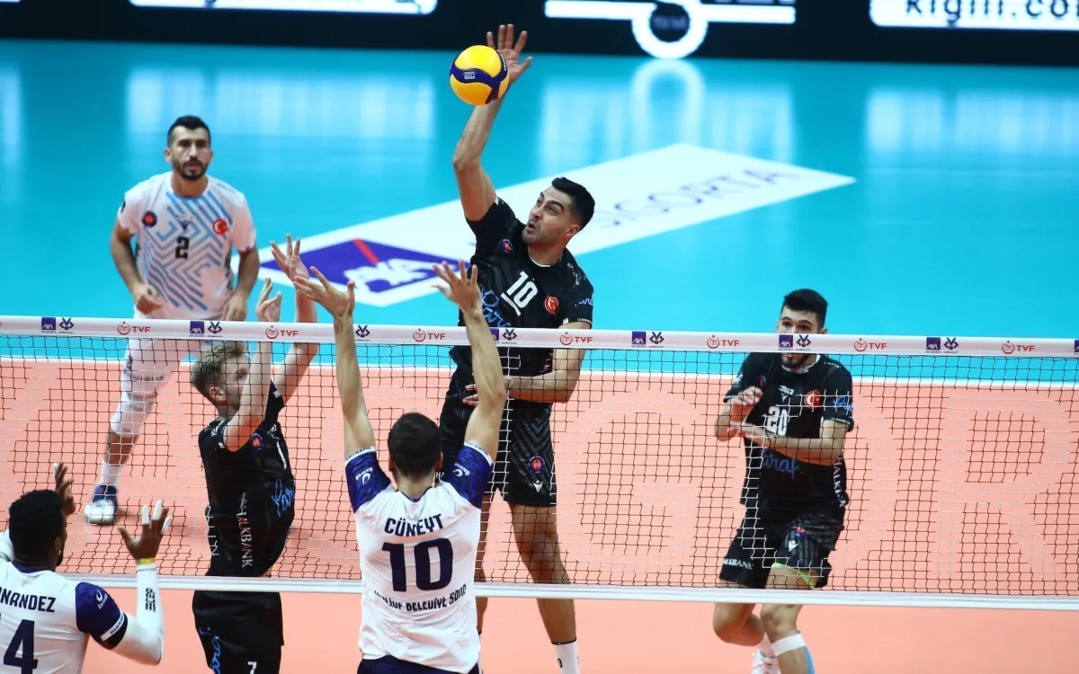 Halkbank, Axa Sigorta KUpa Voleyde Haliliya Belediye'yi Yendi
