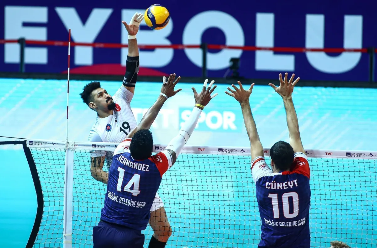 Halkbank, Şanlı Urfa Haliliye Belediyesi'ne set de puanda vermedi: 3-0