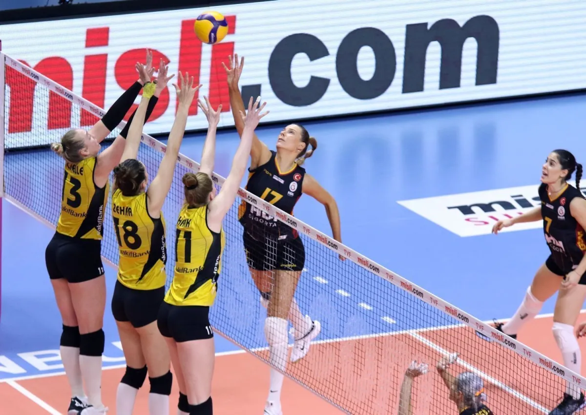 Lider VakıfBank'tan Galatasaray'a set yok