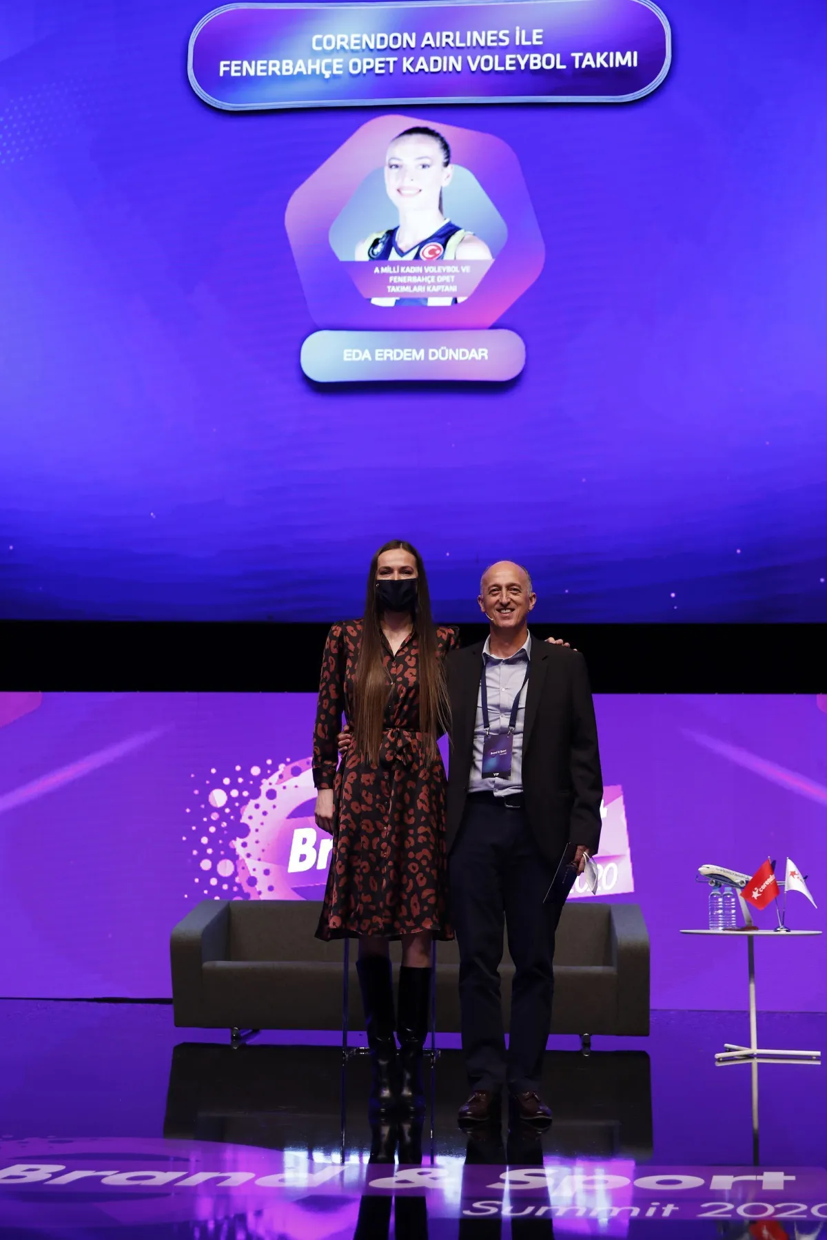 EDA ERDEM DÜNDAR: “CORENDON AIRLINES İLE HAVALARA UÇMAYA DEVAM EDECEĞ
