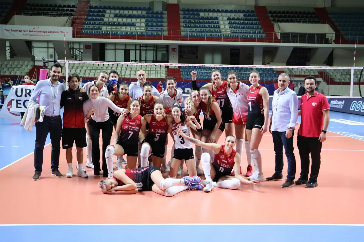 THY PTT'yi 3-1 Yenerek 4. sıradaki yerini korudu