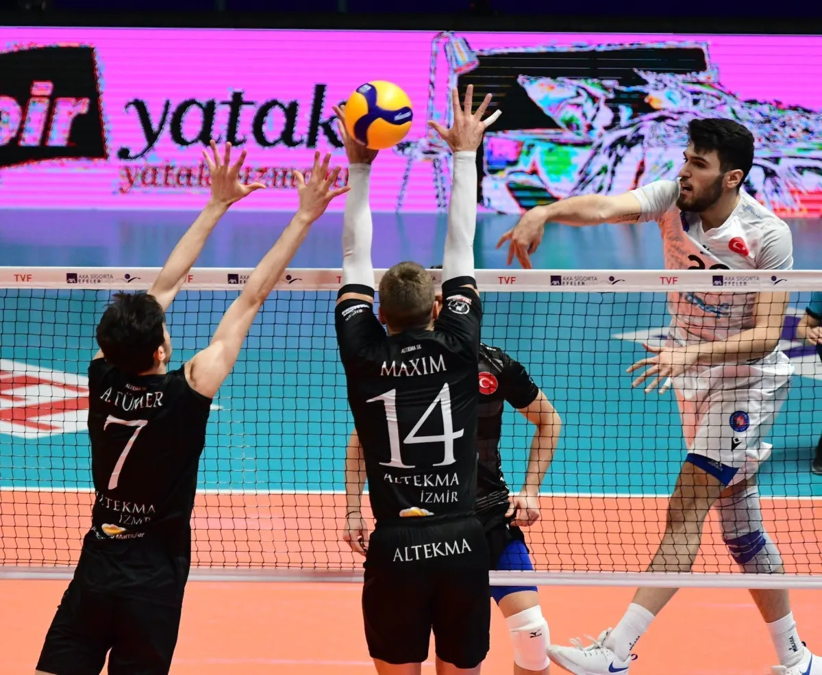 Halkbank, Altekma'ya set vermeden 3 Puanı Aldı