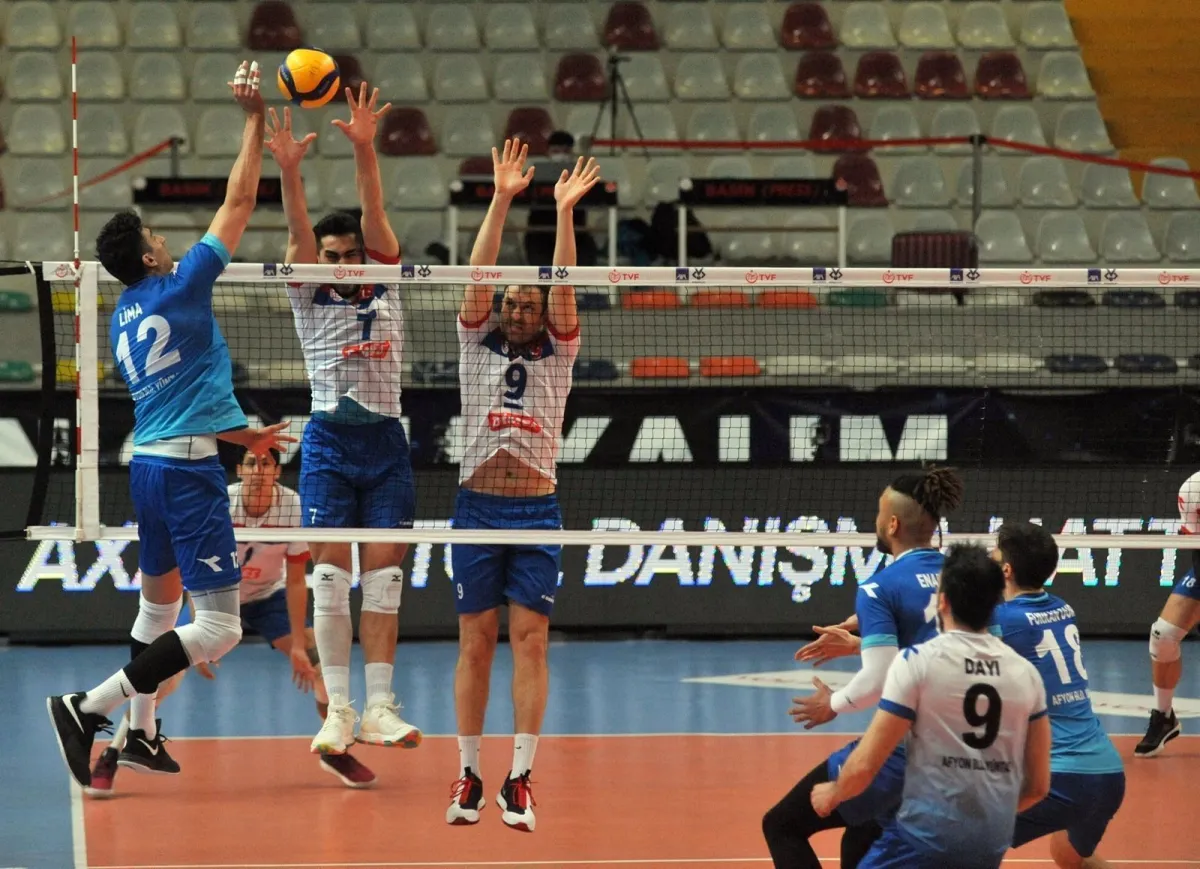 AXA Sigorta Kupa Voley erkeklerde Çeyrek Finalistler Belli Oldu