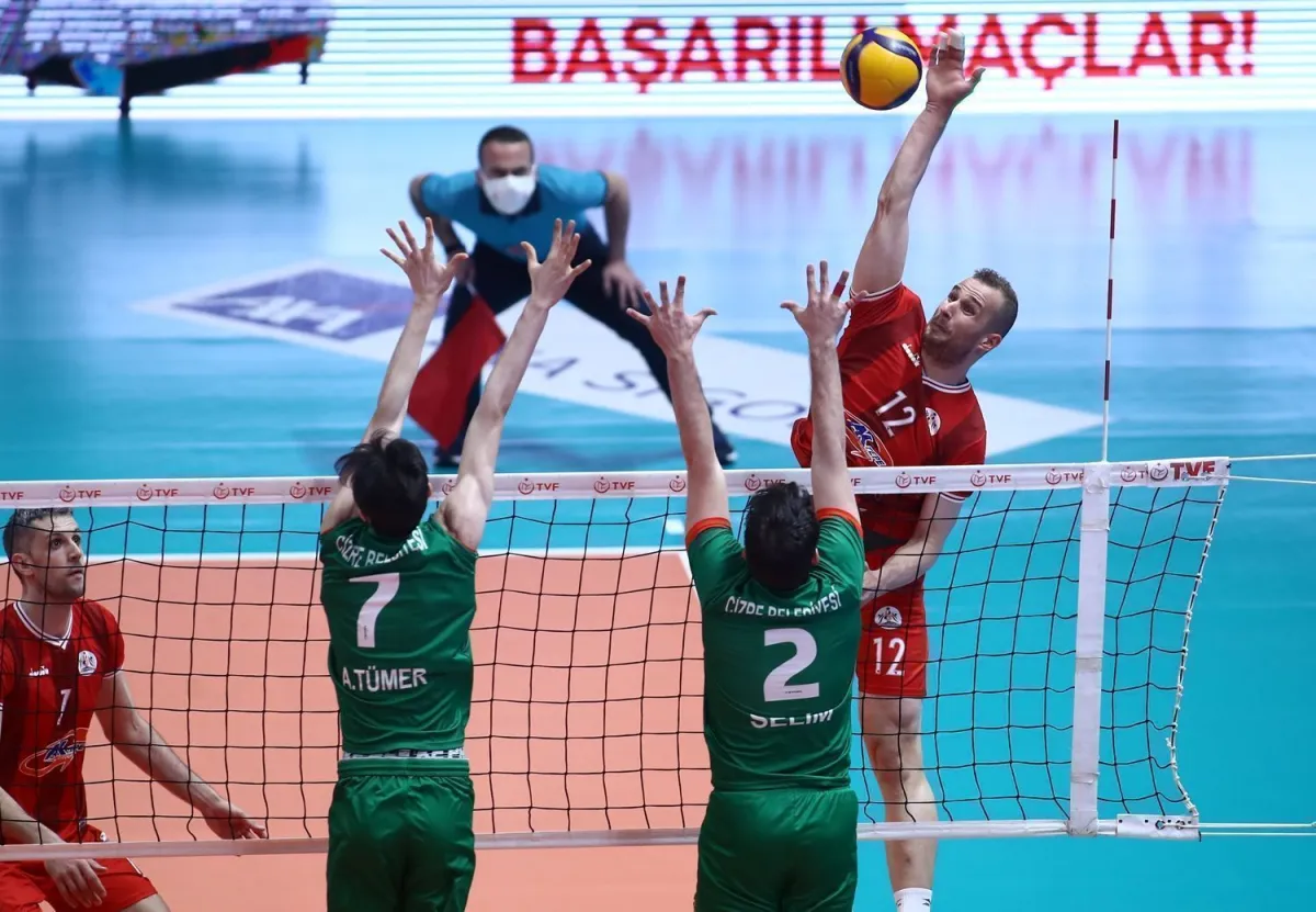TVF Erkekler 1. Ligi final etabı karşılaşmaları başladı